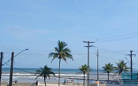 20 metros da praia,garagem,sossego